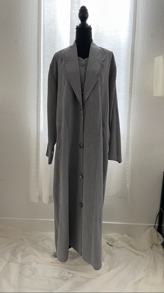 Gray Winter Abaya with Lapel Collar & Button-Down Front